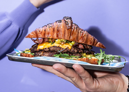 CROISSANT SMASH JAPALENO BBQ
